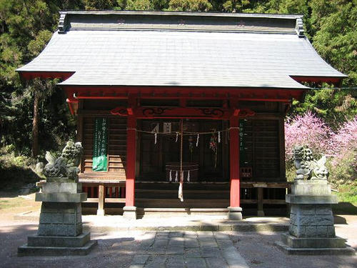 威徳神社