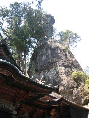 御姿岩