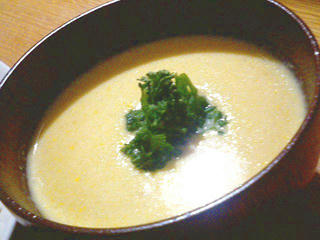 粒コーン缶のコーンスープ