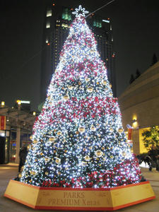 なんばパークスのクリスマスツリーｖｖ
