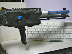 CYMA AK47タクティカルとAN/PEQ-2タイプバッテリーボックスとG&P8.4vNi-MH AKバッテリーGP552