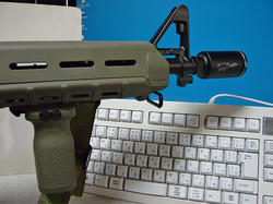 G&G CM16とノベスケハイダー