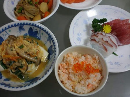 いくらめし