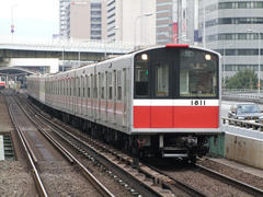 新大阪駅～西中島南方駅間にて