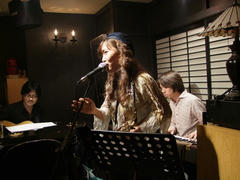 この日は３人による演奏♪