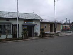 終点、上総亀山駅に到着