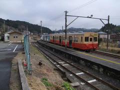 上総亀山駅全景…ひたすら長閑です