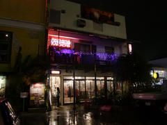 今回のライブ最終地は、Mods というお店