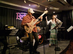 “Diana”熱唱中…だと思います