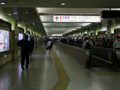 永遠と続くかのようです（笑）…東京駅にて