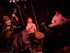 昨日の、飯田でのライブの写真です