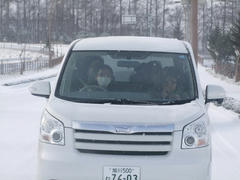 高橋カーを、前の車から激写！