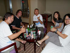 部屋飲みでも、このスペースの余裕さ♪