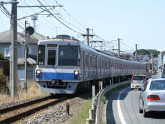 福岡市営地下鉄の車両も、たまに走ります