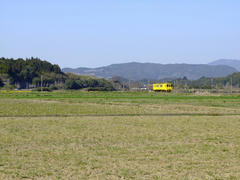 こうしてみると鉄道車両は小さく見えますが、それでも毎日、地道に走っていきます