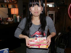 ストーンズＴシャツが食べているみたい…（笑）