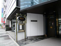 秋葉原というか、岩本町付近にお店は位置します