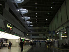 やはり節電中だった羽田空港