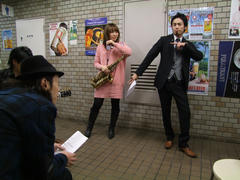 Hey-Joe 楽屋前で待機中！