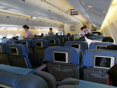 モニターも付いていた（使用不可でしたが）全日空の機内