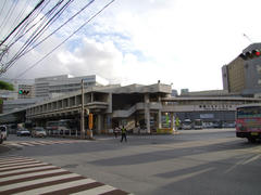 大きな大きな那覇バス・ターミナル