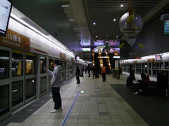 空港からは、ＭＲＴで台北駅へと向かいましょう！