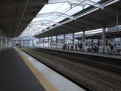 小田急多摩センター駅…京王線は右奥側です