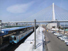 青森駅にて
