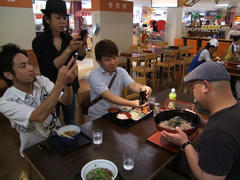 ＳＡで朝御飯、そして超大盛りを頂くの図（笑）