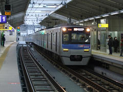 成田空港まで行く列車も設定されています
