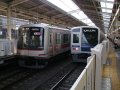 和光市駅にて…ここは東武鉄道の駅なのです