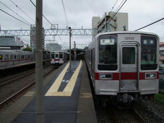 中板橋駅下りホームにて