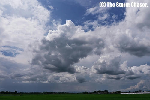 雄大雲