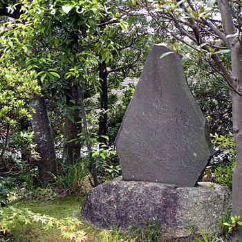 芭蕉の句碑