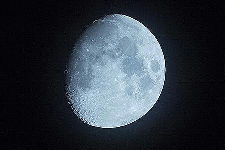 908moon.JPG