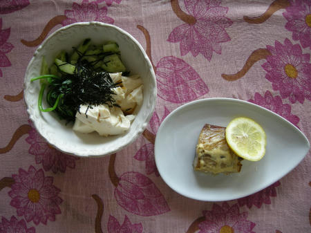 サバマヨ焼き、和サラダ