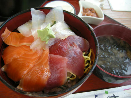 能登海鮮丼