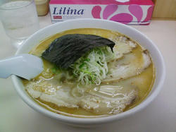 みそとんこつらーめん