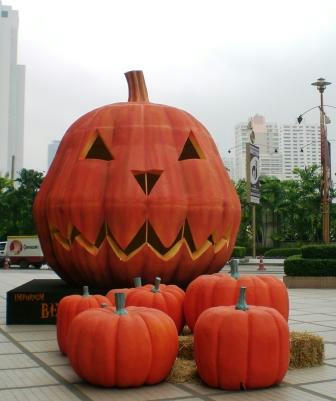 halloween1.jpg