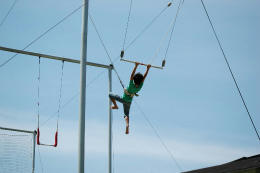 trapeze5.jpg