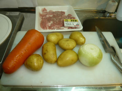 白い肉じゃがの材料