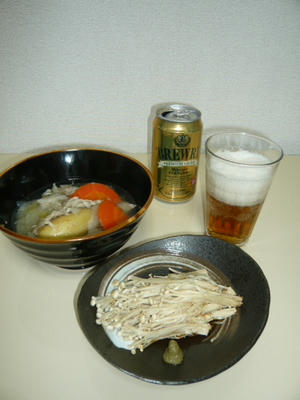 エノキのお浸しと白い肉じゃが