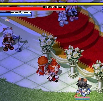 どう見ても神父が見えません。