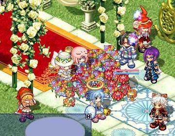 持ってきた花束が火を噴くぜ！