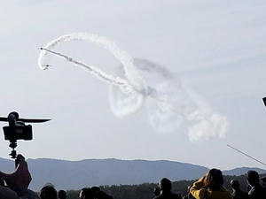 b10.jpg