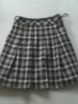 本日買ったチェックのスカート１