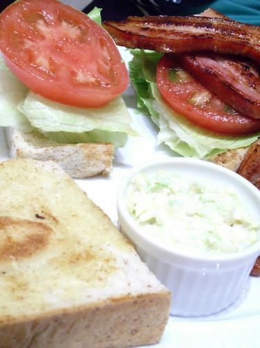分解されたBLT