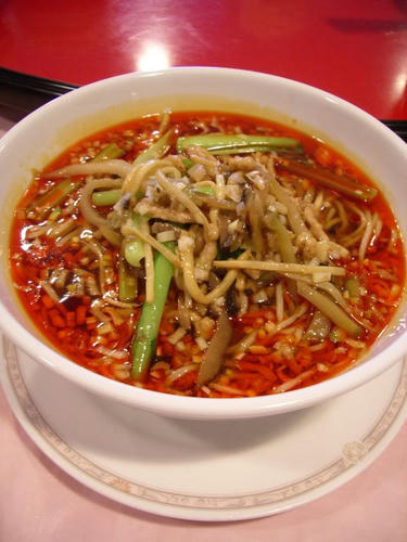 豚肉とザーサイのサンラーメン