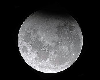 moon0003.jpg