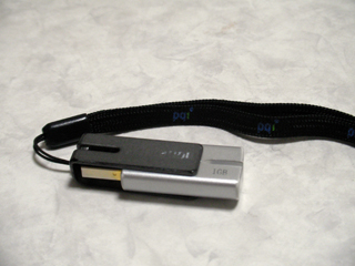 フォーマットされていませんと表示される。 USBメモリ 1GB 【復旧事例】